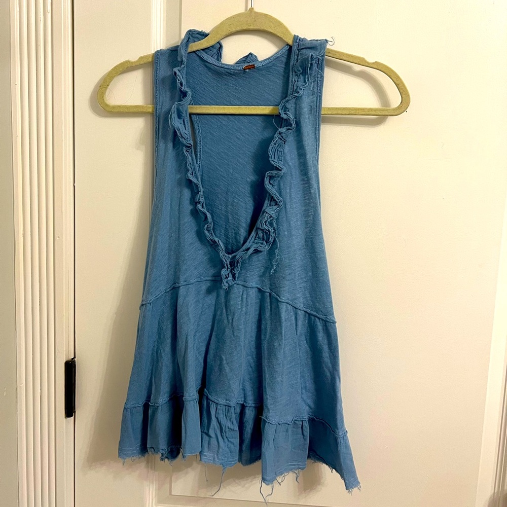 Free people flowy tank.